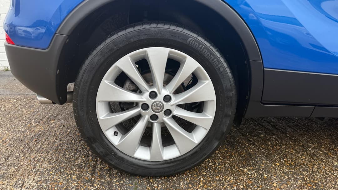 Car Image 21