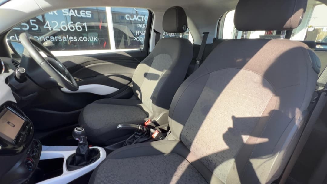 Car Image 14