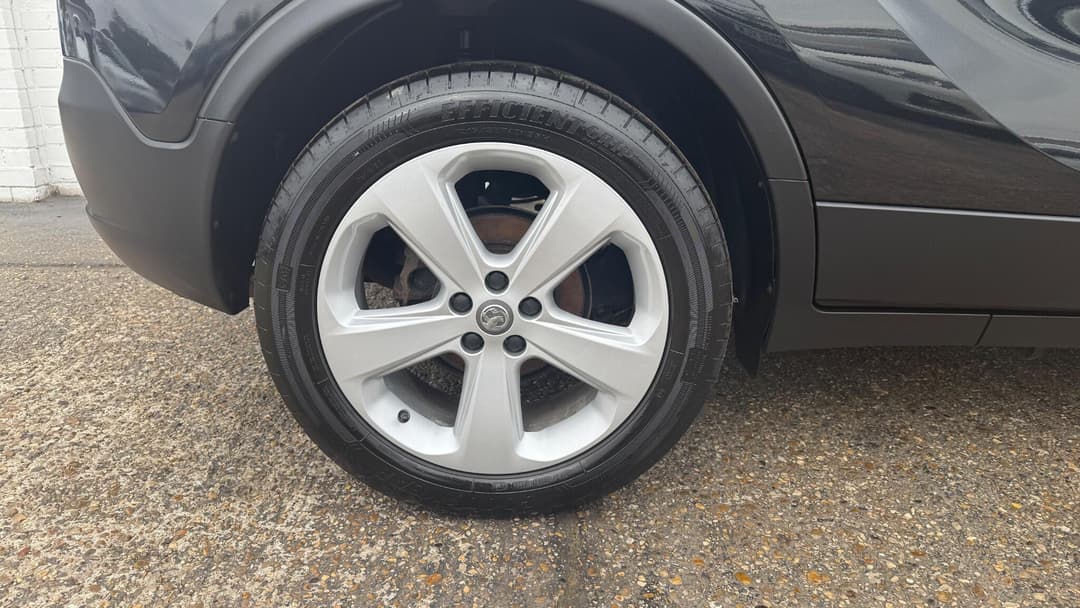 Car Image 21