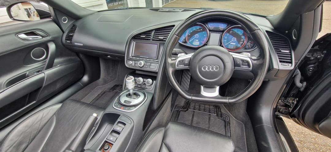 Car Image 10