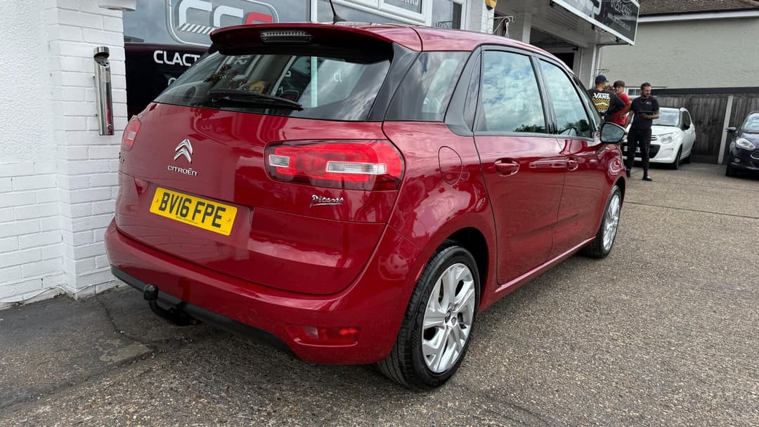 Car Image 7