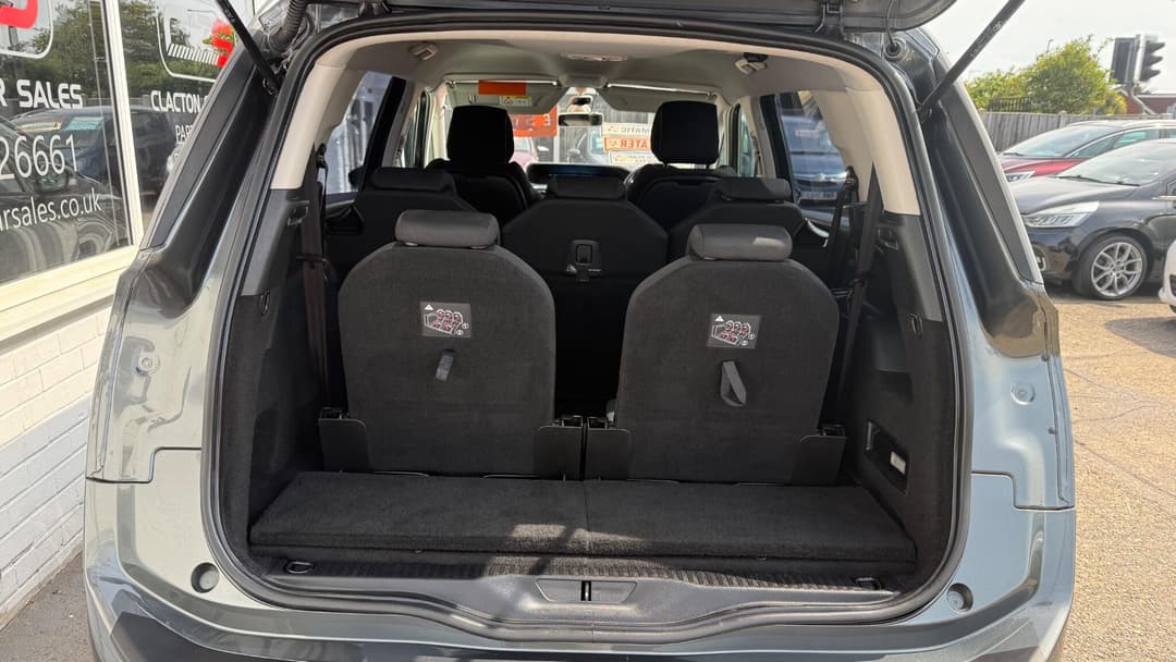 Car Image 15