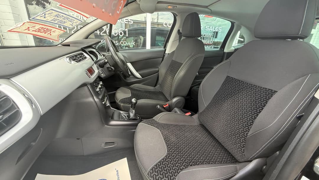 Car Image 15