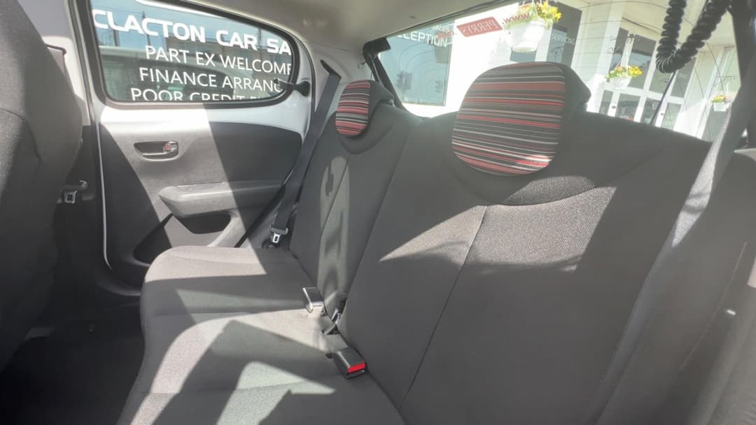 Car Image 18