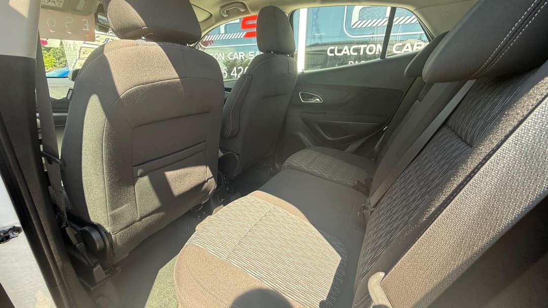 Car Image 18