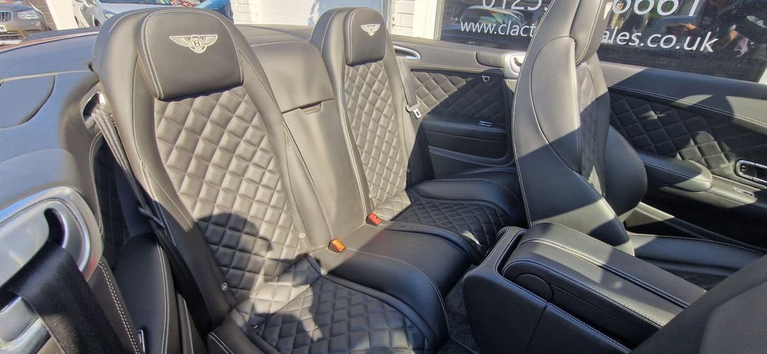 Car Image 11