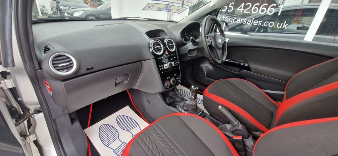 Car Image 15