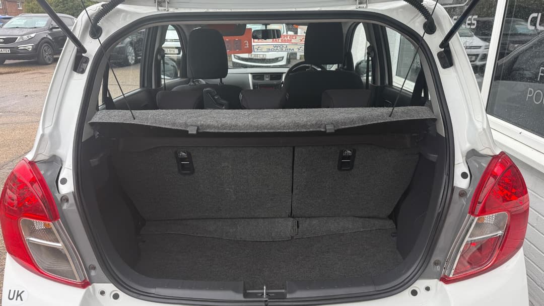 Car Image 14