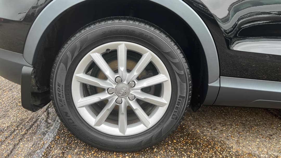 Car Image 21