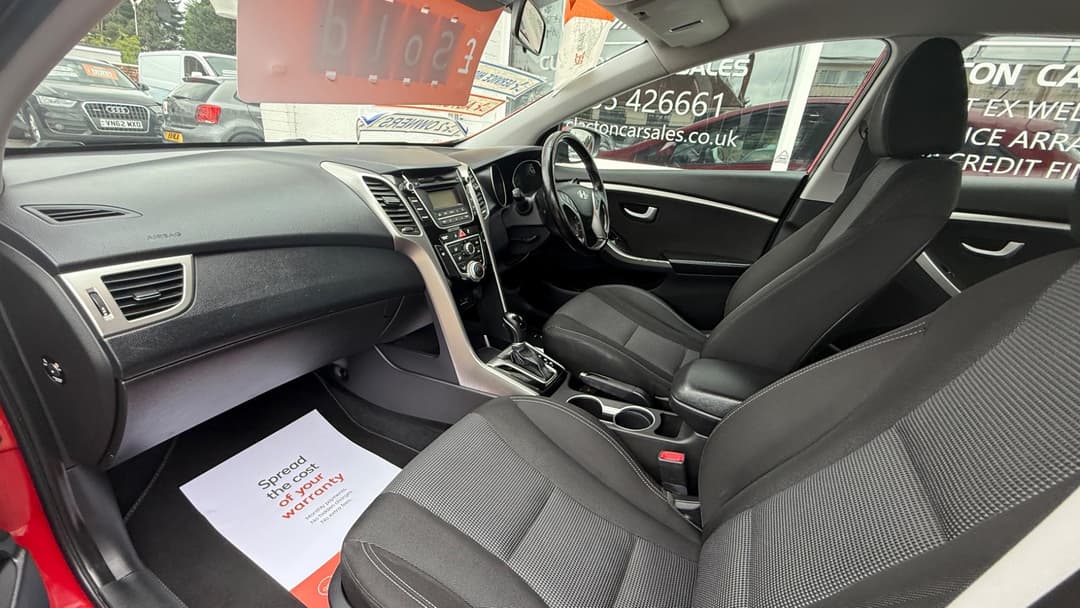 Car Image 16