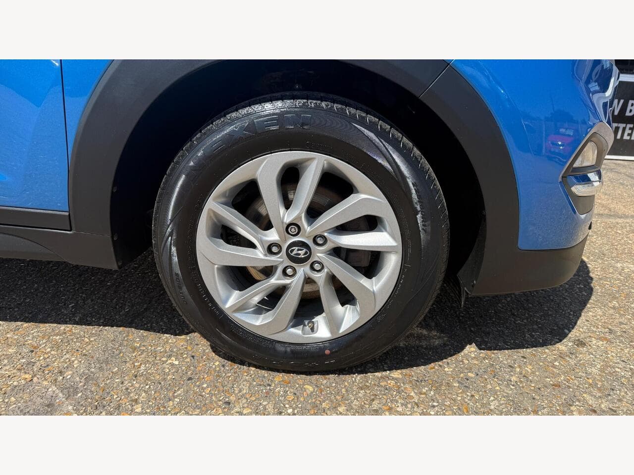 Hyundai TUCSON thumbnail 22