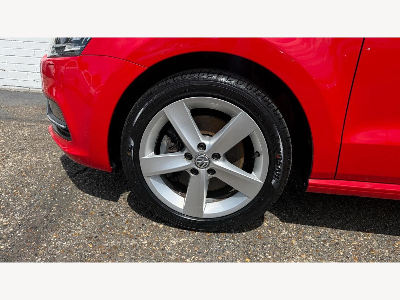Volkswagen Polo thumbnail 20