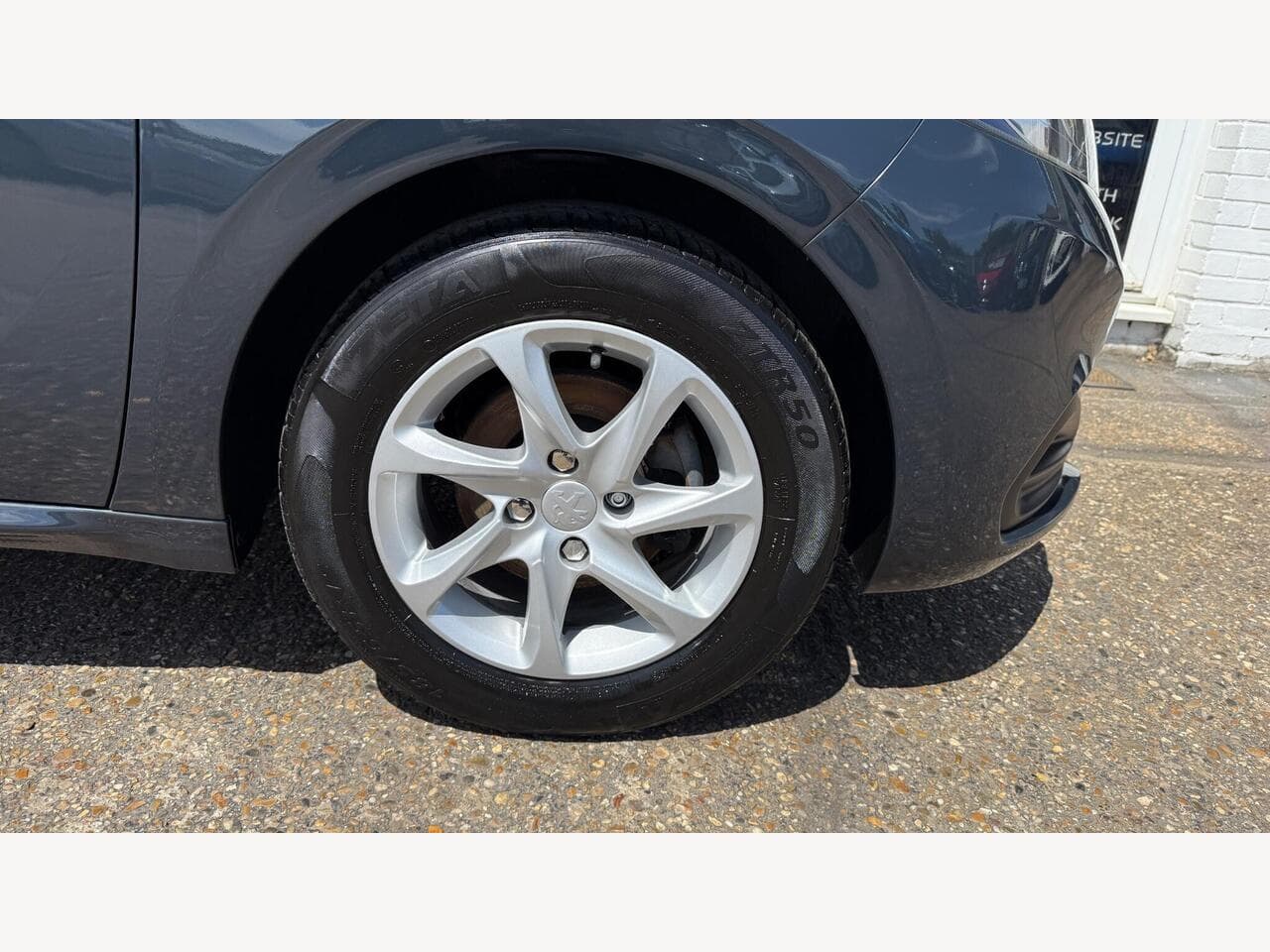 Peugeot 208 thumbnail 22
