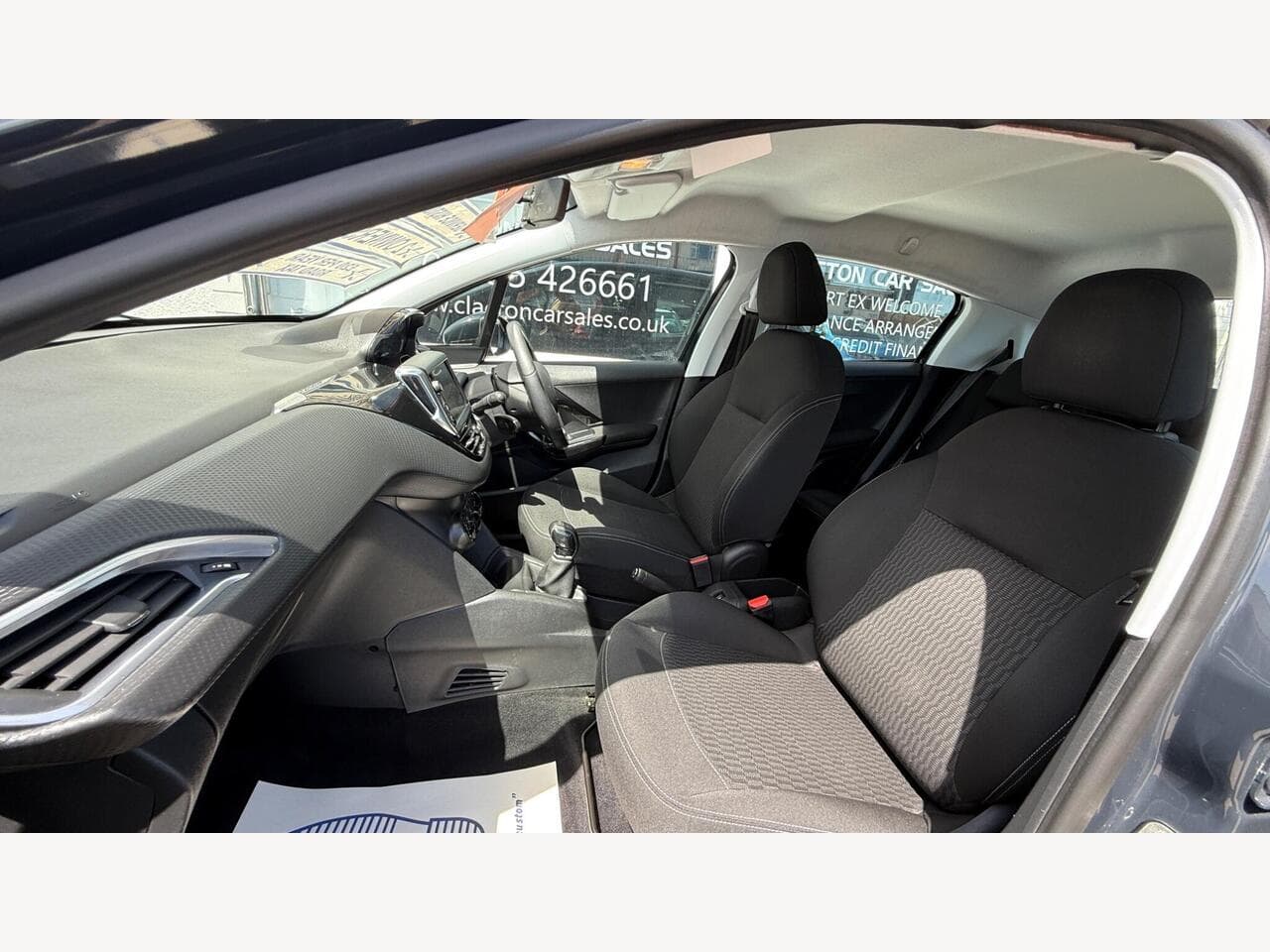 Peugeot 208 thumbnail 15
