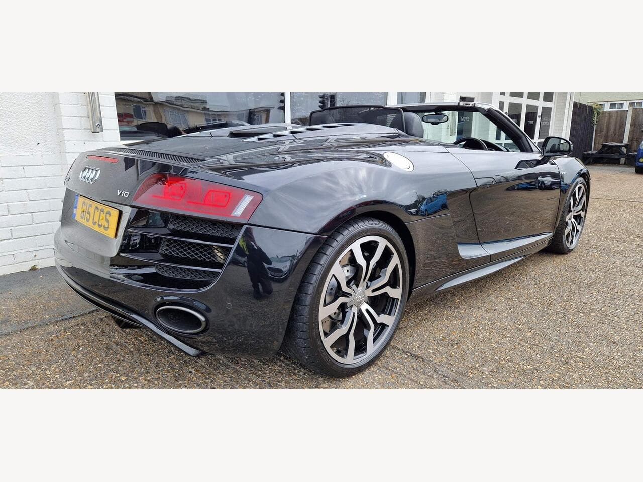 Audi R8 thumbnail 7
