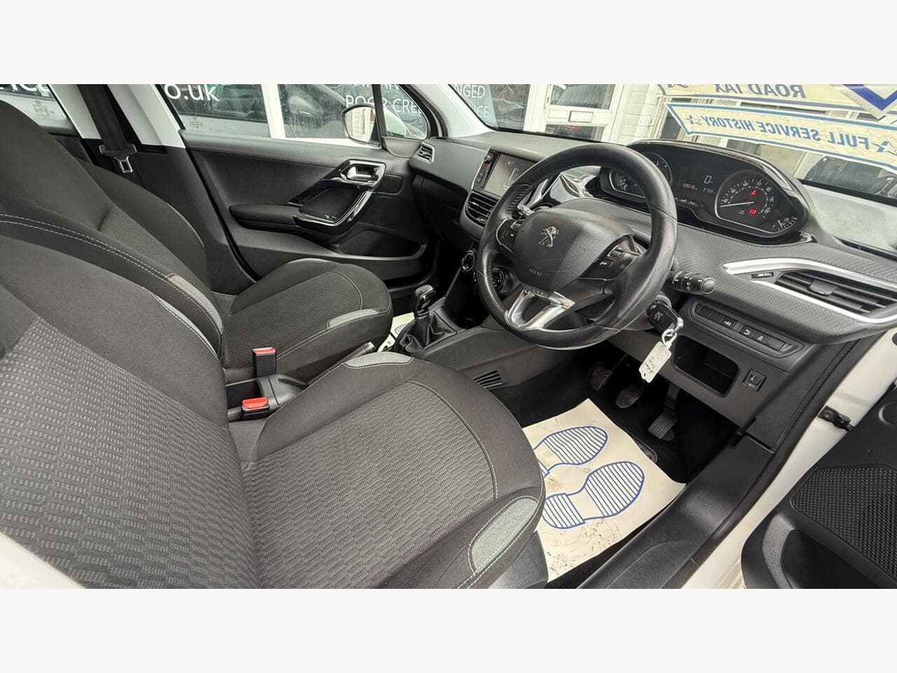 Peugeot 208 thumbnail 9