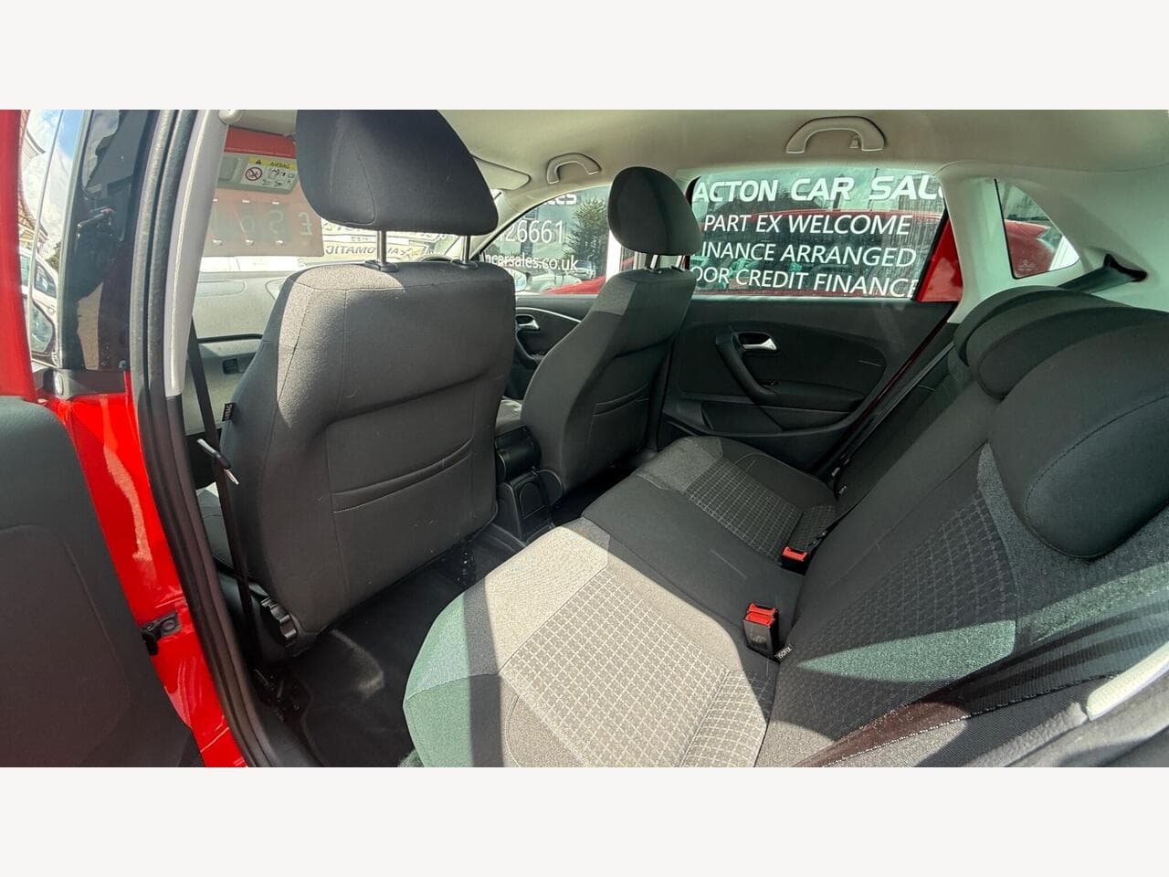Volkswagen Polo thumbnail 18