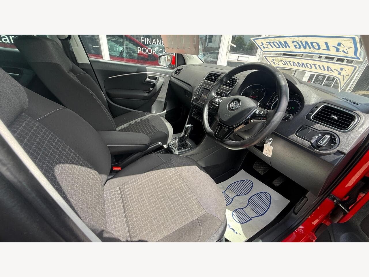 Volkswagen Polo thumbnail 9