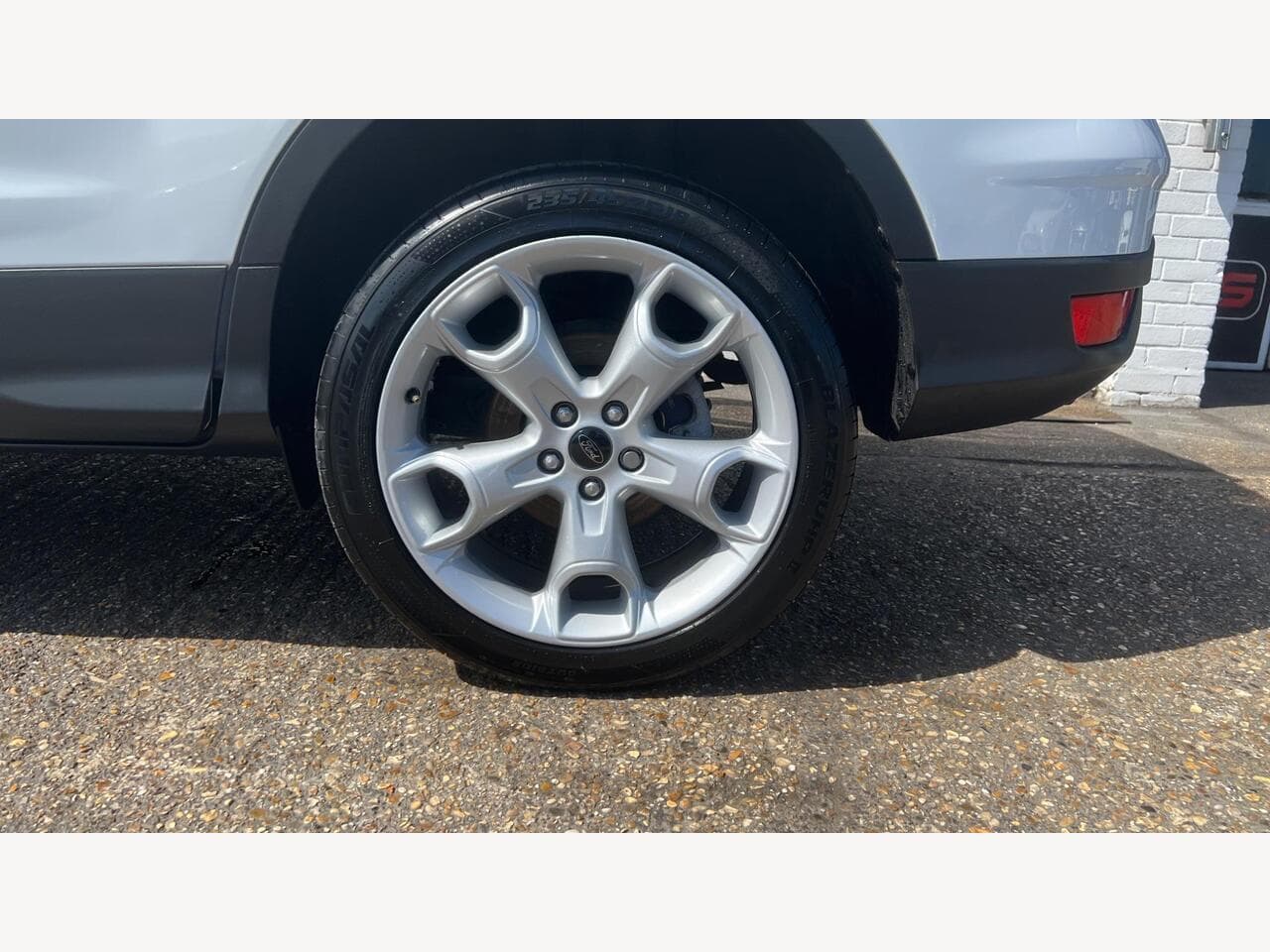 Ford Kuga thumbnail 15