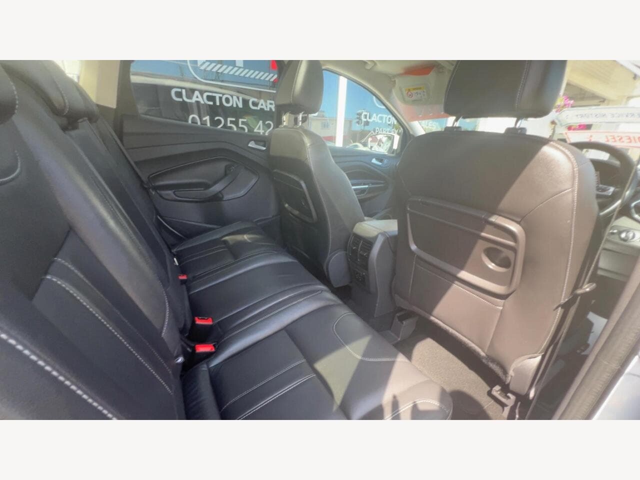 Ford Kuga thumbnail 11