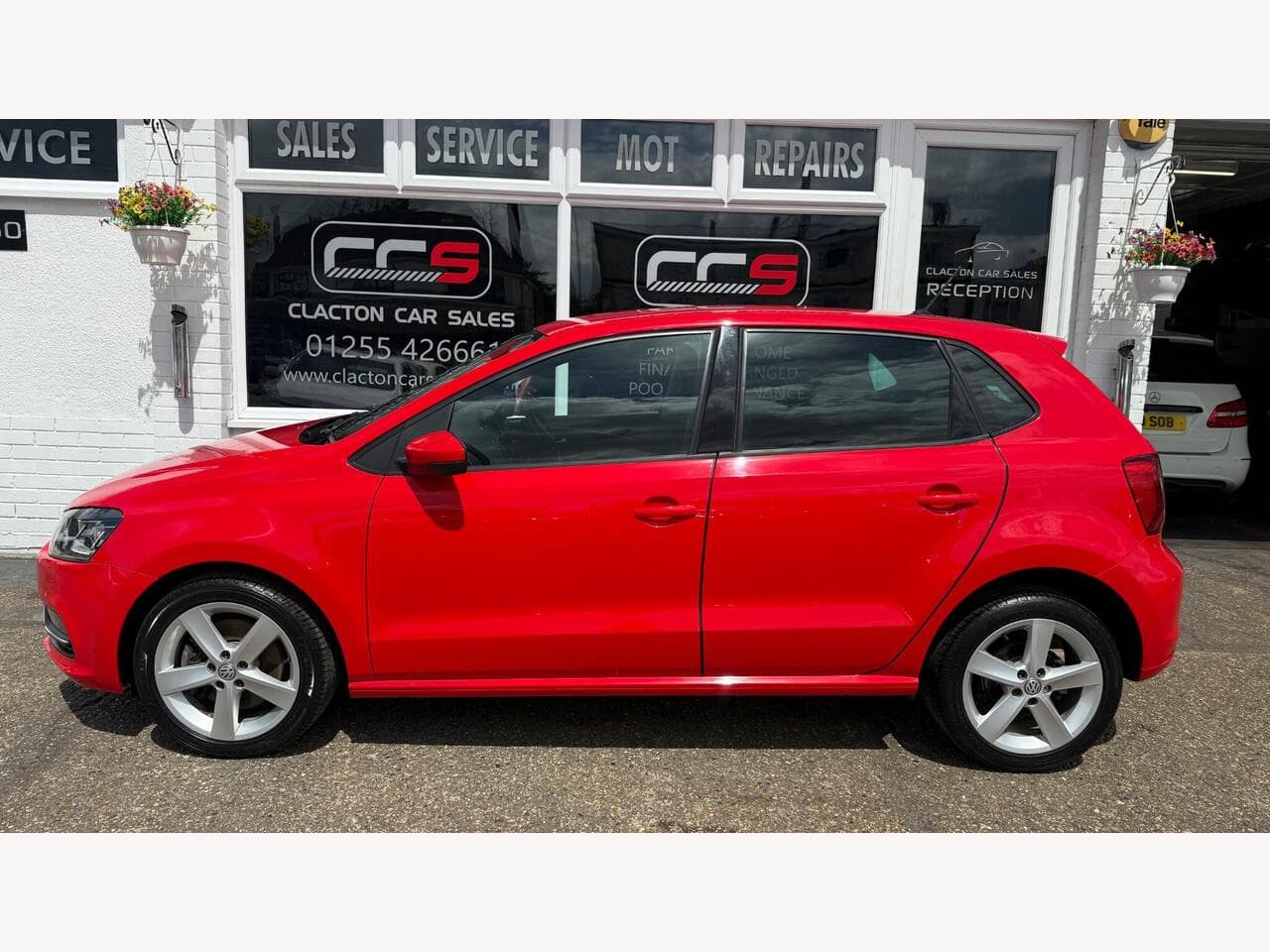 Volkswagen Polo thumbnail 4